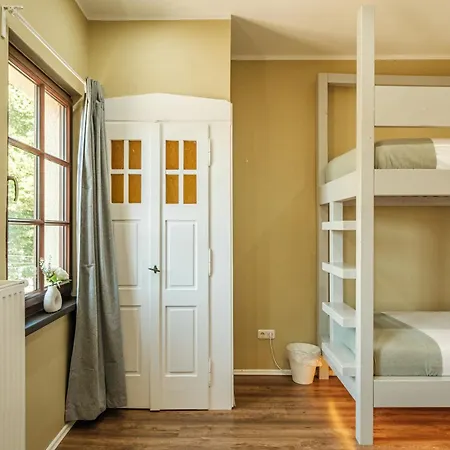 Rhein Haven Fuer Bis Zu 12 Gaeste Im Historischen Bahnhofsgebaeude Διαμέρισμα Φρέχεν