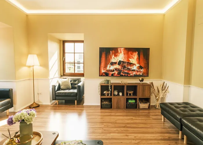 Rhein Haven Fuer Bis Zu 12 Gaeste Im Historischen Bahnhofsgebaeude * פרכן