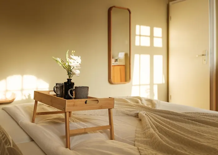 Rhein Haven Fuer Bis Zu 12 Gaeste Im Historischen Bahnhofsgebaeude דירה פרכן